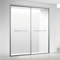 Cabine de douche minimaliste avec cadre en acier inoxydable étroit, verre trempé, excellente étanchéité, charnières discrètes pour salle de bain