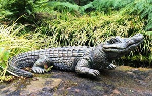 Escultura de cocodrilo de imitación antigua personalizada de alta calidad, decoración de jardín de bronce de aluminio hecha a mano, impresión troquelada - Product Image 3