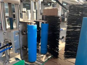 Etiquetadora Eléctrica de Alta Velocidad Totalmente Automática para Superficies Superiores de Botellas - Product Image 6