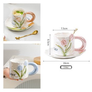 Tazza di <span class=keywords><strong>tulipano</strong></span> in ceramica a fiore 3D per tè fatto a mano per il giorno dell'insegnante regalo di compleanno da donna tazze in ceramica - Product Image 5
