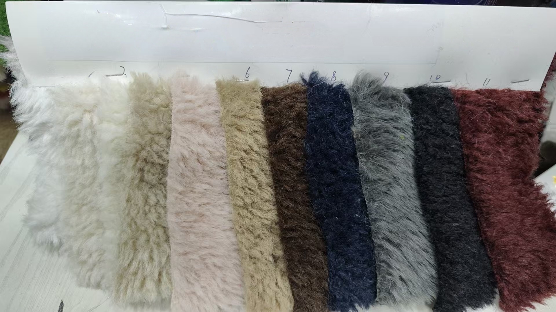 Color1