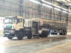 Camion-citerne d'aviation grande capacité 50 m³ – Camion-citerne d'aviation 55 000 L pour l'alimentation en carburant des aéroports - Product Image 2