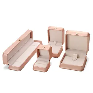 Elegance Crown Design Pink PU Leather Jewelry Packaging Box Ring Bracelet Box