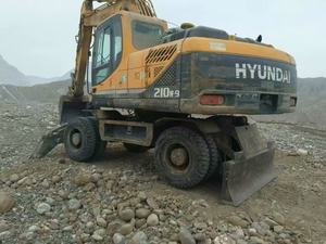 Excavadora Hidráulica Usada 95% Nueva Original, 21 Toneladas, 210w-9s, Excavadora de Ruedas Usada Original Hyundai 210w-9 de Corea en Venta - Product Image 3
