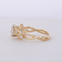 Starsgem Bijoux Personnalisés Style Branche Ronde Taille Brillante D VVS Moissanite 14K Or Jaune Diamant Bagues de Fiançailles