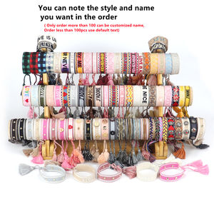 Bricolage bohème fête d'amitié fait à la main lettres brodées personnalisées nom gland marque tressé corde wrap bracelet tissé pour les femmes