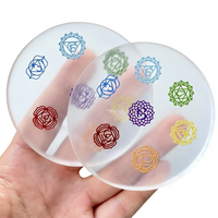 Plaque de Recharge Chakra en Sélénite, Disque Rond en Cristal, Sous-Verre en Pierre Précieuse Sculptée pour la Méditation et la Décoration Intérieure
