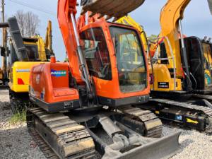 Precio bajo Spot Usado Doosan DX75 DX80 Mini Excavadora Usada Doosan DX60 DX75 DX80 DX55 - Product Image 4