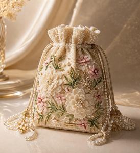 Latest Fashionable Design Colorful Flower Lightweight Square Modern Hand Embroidery Ladies Evening Party Jewelry Storage Clutch - Product Image 4