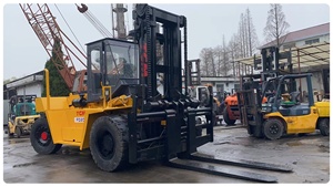 Montacargas Diésel TCM FD200 Usado de Alta Calidad, Capacidad de 20 Toneladas, Montacargas de Carga Pesada Listo para Trabajar, en Venta - Product Image 1