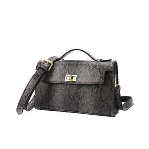 กระเป๋าถือลายจระเข้ 2026 แฟชั่นใหม่ ทันสมัย ใช้งานได้หลากหลาย สะพายไหล่เดียวหรือสะพายข้าง กระเป๋ามินิยอดนิยมสำหรับผู้หญิง - Product Image 3