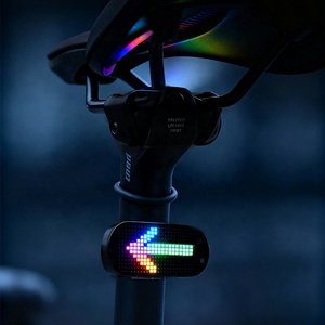 LOY B1 Navigator Luce Posteriore Intelligente, Schermo LED Programmabile, Freno e Indicatore di Direzione, USB Impermeabile IP66, Luci per Bicicletta - Product Image 5