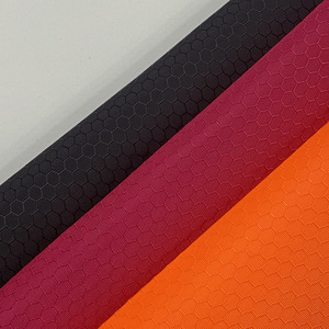TECIDO POLIÉSTER 150D JACQUARD RIPSTOP OXFORD COM REVESTIMENTO EM PU PARA USO EM BOLSAS E CAPAS DE CHUVA - Product Image 2