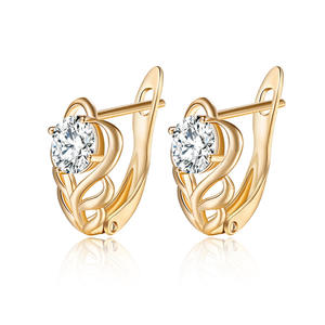 Orecchini a Perno E2650 in Oro con Diamanti Rotondi, Classici Gioielli da Donna per Fidanzamento - Product Image 1