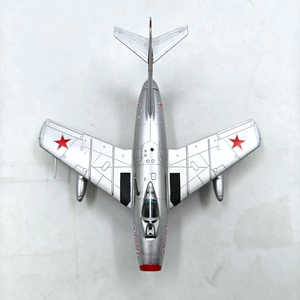 Modèle de MiG <span class=keywords><strong>MIG15</strong></span> de chasse soviétique 1: 72 - Product Image 5