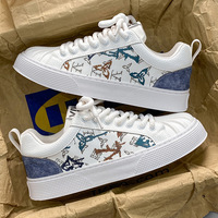 Sepatu Skateboard Pria Desainer Mewah OEM, Panel Samping Biru Putih dengan Cetakan, Sneakers Kasual Rendah Serbaguna.