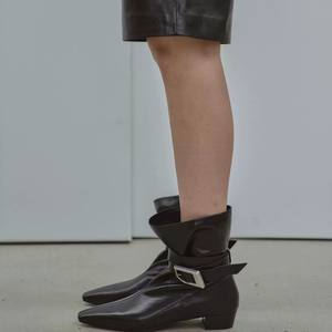 Botines de tacón medio grueso con hebilla y punta cuadrada de diseño exclusivo, cómodos y superventas para mujer 2026 - Product Image 1