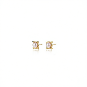 Pendientes de Perlas Amy Amy, Chapados en Oro, Perlas Falsas Redondas Blancas, Clásicos para Uso Diario, Joyería para Mujer - Product Image 1
