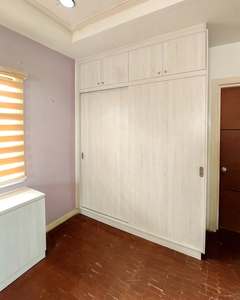 Cabina <span class=keywords><strong>armadio</strong></span> moderna di lusso <span class=keywords><strong>armadio</strong></span> <span class=keywords><strong>armadio</strong></span> MDF porta <span class=keywords><strong>armadio</strong></span> organizzatore vestiti scaffali per sala da pranzo accessori di stoccaggio - Product Image 1