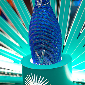 Presentador de Botellas LED Azul para <span class=keywords><strong>Tequila</strong></span> <span class=keywords><strong>Casamigos</strong></span>, Glorificador de Botellas de Champán para Discotecas - Product Image 4