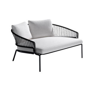 Lit de repos de luxe en aluminium avec auvent, mobilier d'extérieur pour hôtels, plages et piscines - Product Image 5