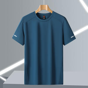 เสื้อยืดระบายอากาศแห้งเร็วของผู้ชาย-ผ้านุ่มและยืดที่ช่วยให้คุณเย็นและแห้งเหมาะสำหรับการออกกำลังกาย - Product Image 4