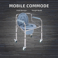 Vente en gros Chaise d'aisance mobile pliante à roulettes Adultes âgés handicapés Seau de toilette Salle de bain Équipement de sécurité pour la réadaptation