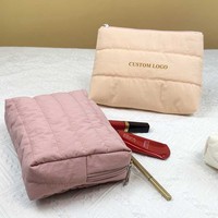 Fluffy Girl Cosmetic Organizer Bag Cotton Rembourré Soft Beauty Zipper Pouch Waterproof Puffy Plush Makeup Bag Custom Logo