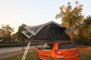 Tente de camping sur le toit de SUV à coque souple automatique abri en toile pliable pour 3-4 personnes pour voitures en vente tente de toit extérieure - Product Image 6