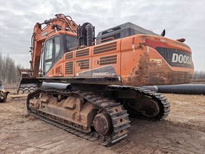 Excavadora Usada Doosan DX520LC-9C DX520 de 50 Toneladas, Excavadora Hidráulica de Orugas con Cuchilla Hidráulica, Cucharón de Excavación, Cucharón de Roca con Pulgar Hidráulico - Product Image 2