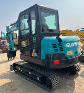 Mini Escavadeira 60E de 6 toneladas, Multifuncional Hidráulica, Usada, para Uso Doméstico - Product Image 3