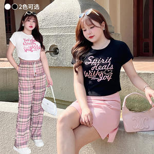 รันฉี เอ็น 8738 เสื้อยืดแขนสั้นทรงเข้ารูปสำหรับผู้หญิง สีดำ พิมพ์ลายตัวอักษร ผ้าฝ้ายเจอร์ซีย์ ไซส์พลัส ทรงโค้งเว้า - Product Image 4