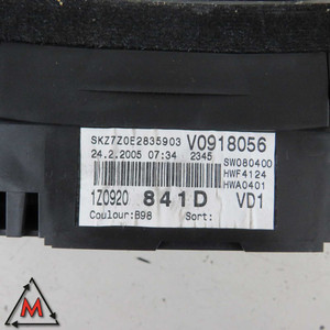 Tableau de bord 1Z0920841D Skoda Octavia Mk2 2004-2013 d'occasion (80153) - Product Image 4