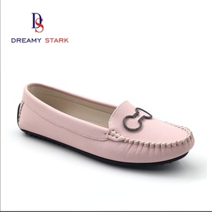 Chaussures plates décontractées confortables en PU pour femmes, mocassins légers à semelles souples, grandes tailles pour le printemps et l'automne - Product Image 4