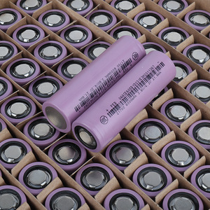 Celda de Iones de Litio Cilíndrica de Grado Industrial 21700-6000mAh, Celda de Litio 21700, Descarga de 12A, Batería 21700 de Alta Capacidad - Product Image 5