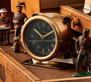 Reloj de Mesa Redondo de Madera con Acabado Chocolate Oscuro, Perfecto para Decoración del Hogar con Estilo y Opciones de Esfera Personalizadas - Product Image 5