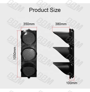 Feu tricolore LED alimenté par courant alternatif avec 100 000 heures d'utilisation continue et rétro-réflecteur de qualité ingénierie 300 mm - Product Image 4