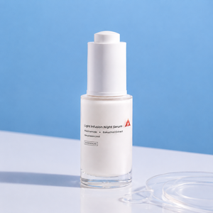 Suero Nocturno Light Infusion con Niacinamida, Extracto de Bakuchiol y Hexilresorcinol - 20 ml, Antiarrugas, Blanqueador, Antienvejecimiento, Hidratante Facial - Product Image 1