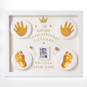 2023 hot-sale cornice per foto neonato baby handprint and footprint photo frame clay