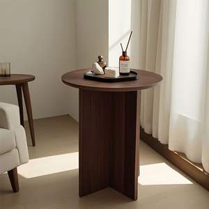 Table basse ronde en bois massif faite à la main, couleur noyer, pour salon, table d'appoint pour canapé ou chevet - Product Image 2