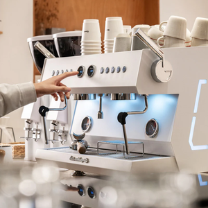 Machine à expresso commerciale à deux groupes G3211A - Pression de 9 bars - Acier inoxydable - Capacité de 12 tasses - Portable et programmable - Product Image 5