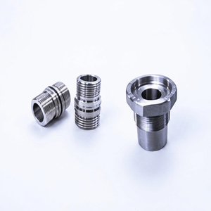 ชิ้นส่วนสแตนเลสกลึงและกัดด้วยเครื่อง CNC ของ VN OEM สำหรับอุตสาหกรรมควบคุมของไหล เครื่องมือความแม่นยำสูง และระบบชิ้นส่วนอิเล็กทรอนิกส์ - Product Image 1