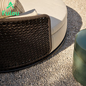 Meubles de club d'intérieur et d'extérieur luxueux, lit de jour rond en rotin pour <span class=keywords><strong>patio</strong></span>, meubles de piscine modernes pour hôtels, lit de bronzage en osier pour le jardin - Product Image 2