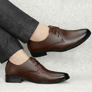 Zapatos de Cuero Cómodos para Hombre con Acabado Liso, Suela Resistente, Interior Suave, Ideales para Uso Diario, Estilo Urbano, Salidas Casuales - Product Image 4
