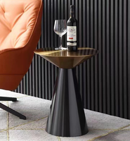 Table basse avec dessus en marbre blanc table nordique table basse de salon
