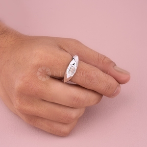 Nouvelle Arrivée : Bague en Diamant Taille Baguette, Bijoux en Diamant Fin en Or Blanc pour Hommes, Bague en Diamant de Laboratoire pour la Vente en Gros - Product Image 3