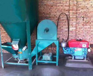 500 kg/h motore Diesel automatico <span class=keywords><strong>fattoria</strong></span> alimentazione Mixer e smerigliatrice verticale animale alimenta macchina di miscelazione - Product Image 3