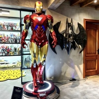 Escultura del héroe de Marvel Iron Man, estatua de Iron Man de tamaño real, figura coleccionable de fibra de vidrio para decoración del hogar