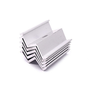 Fabricants vente directe pince solaire de toit attaches de toit pince solaire - Product Image 1