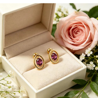 Boucles d'oreilles clous en acier inoxydable plaqué or 14 carats avec pierre de naissance ovale creuse en zircon cubique – Bijoux personnalisés avec pierre de naissance du mois OEM ODM